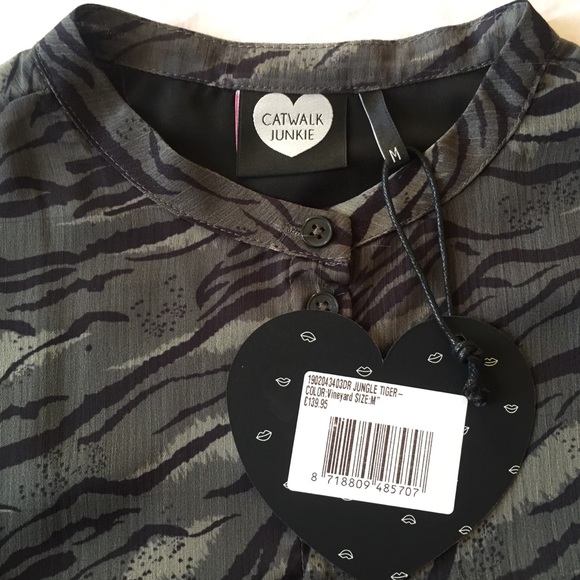 ☀️HOST PICK☀️ CATWALK JUNKIE JUNGLE TIGER DRESS - Picture 12 of 16